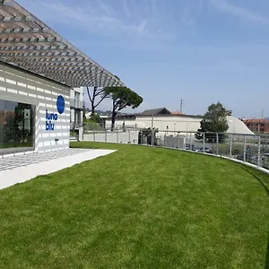 Luna Blu Inn La Spezia